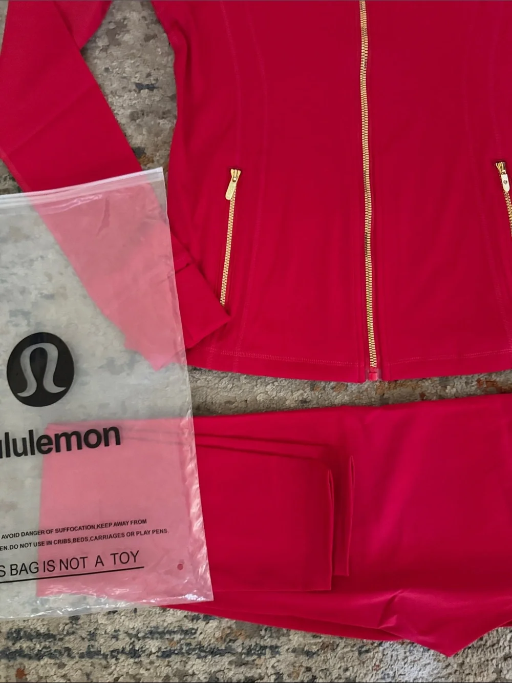 Lululemon Red  Full-Zip Jacket & Leggings Set size 10